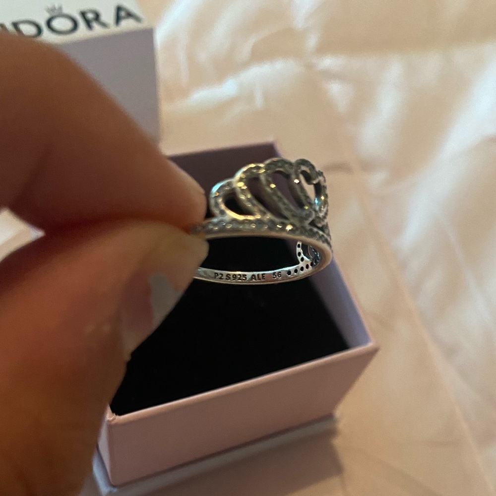 PANDORA PRINCESS RING - Picture 3 of 5